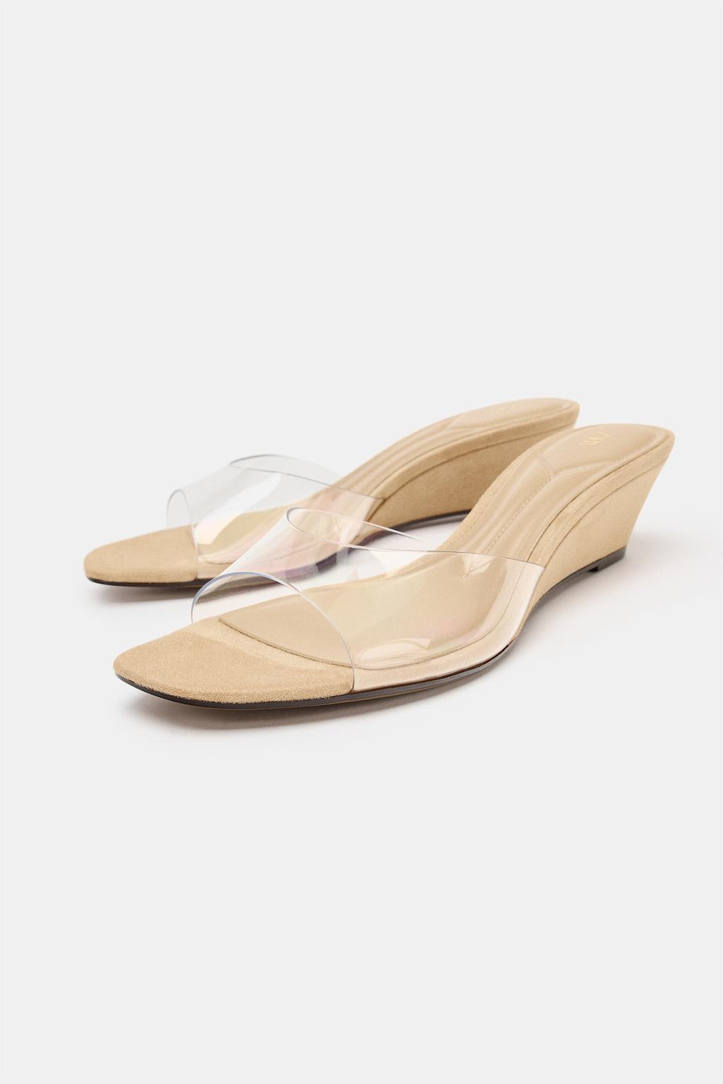 БОСОНОЖКИ-МЮЛИ НА ТАНКЕТКЕ С ВИНИЛОВОЙ ДЕТАЛЬЮ