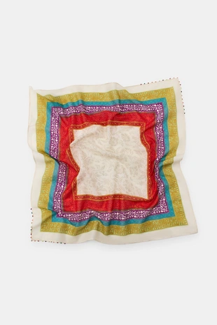 Шарф с принтом и бусинами- Заказать в России