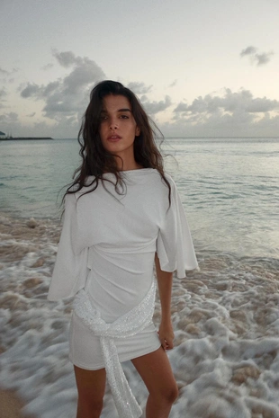 Короткое платье с пайетками- Заказать в России