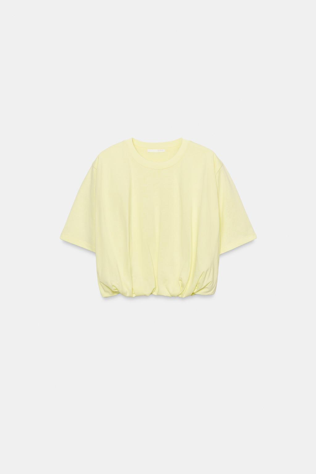 УКОРОЧЕННАЯ ФУТБОЛКА С ОБЪЕМНЫМ НИЗОМ