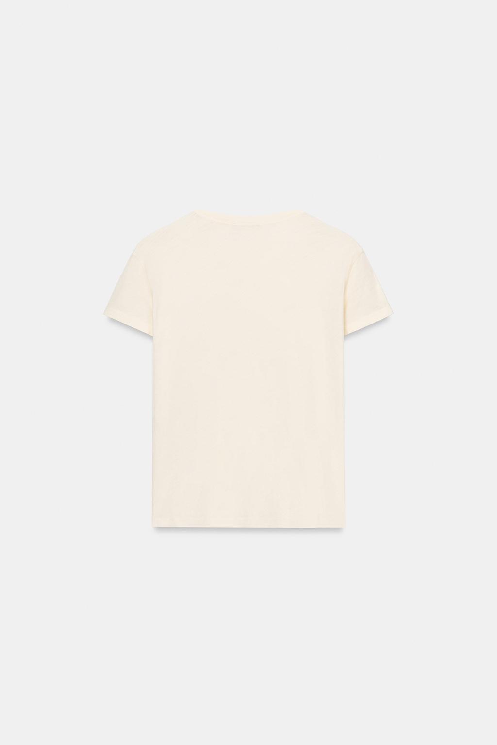 ФУТБОЛКА С РАЗРЕЗАМИ И КОРОТКИМИ РУКАВАМИ