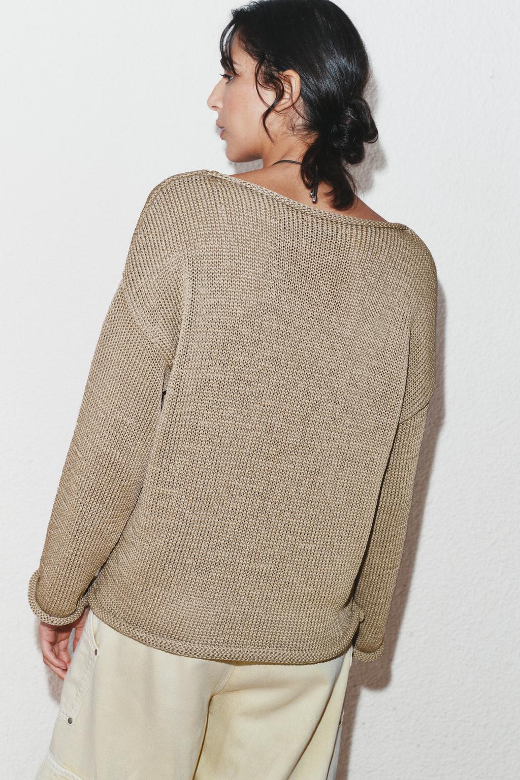 СВИТЕР С ВЫРЕЗОМ ЛОДОЧКОЙ