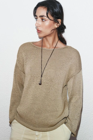 Свитер с вырезом лодочкой- Заказать в России