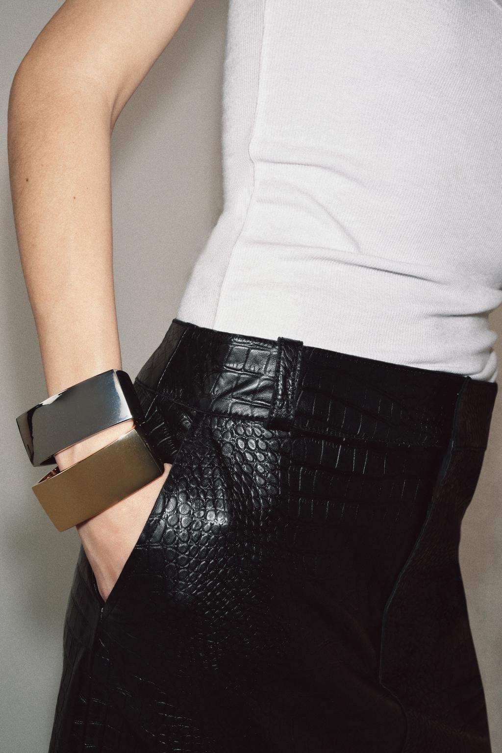 НАБОР ИЗ ДВУХ МЕТАЛЛИЧЕСКИХ БРАСЛЕТОВ