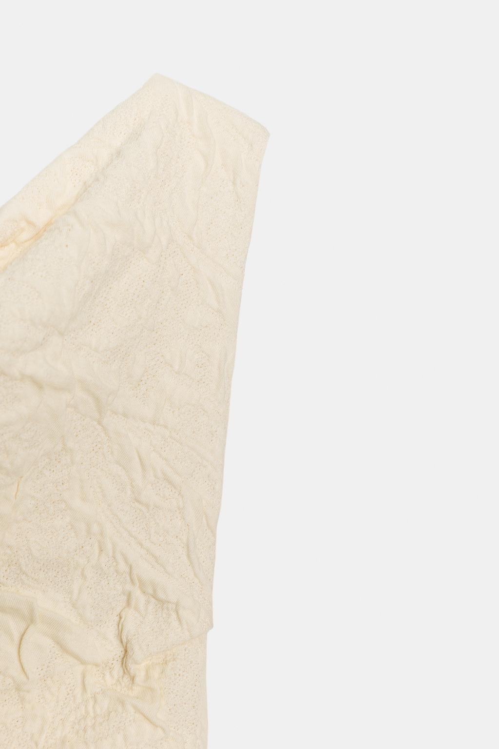 ЖАККАРДОВОЕ ПЛАТЬЕ СО СКЛАДКАМИ