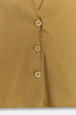 Жилет с пуговицами- Заказать в России