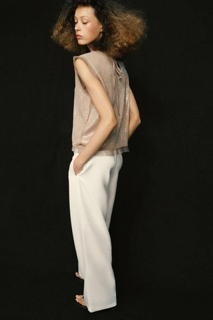 Трикотажный топ с комбинированными пайетками- Заказать в России