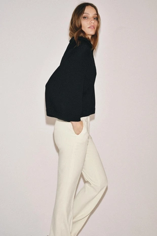 Трикотажный свитер с воротником поло- Заказать в России