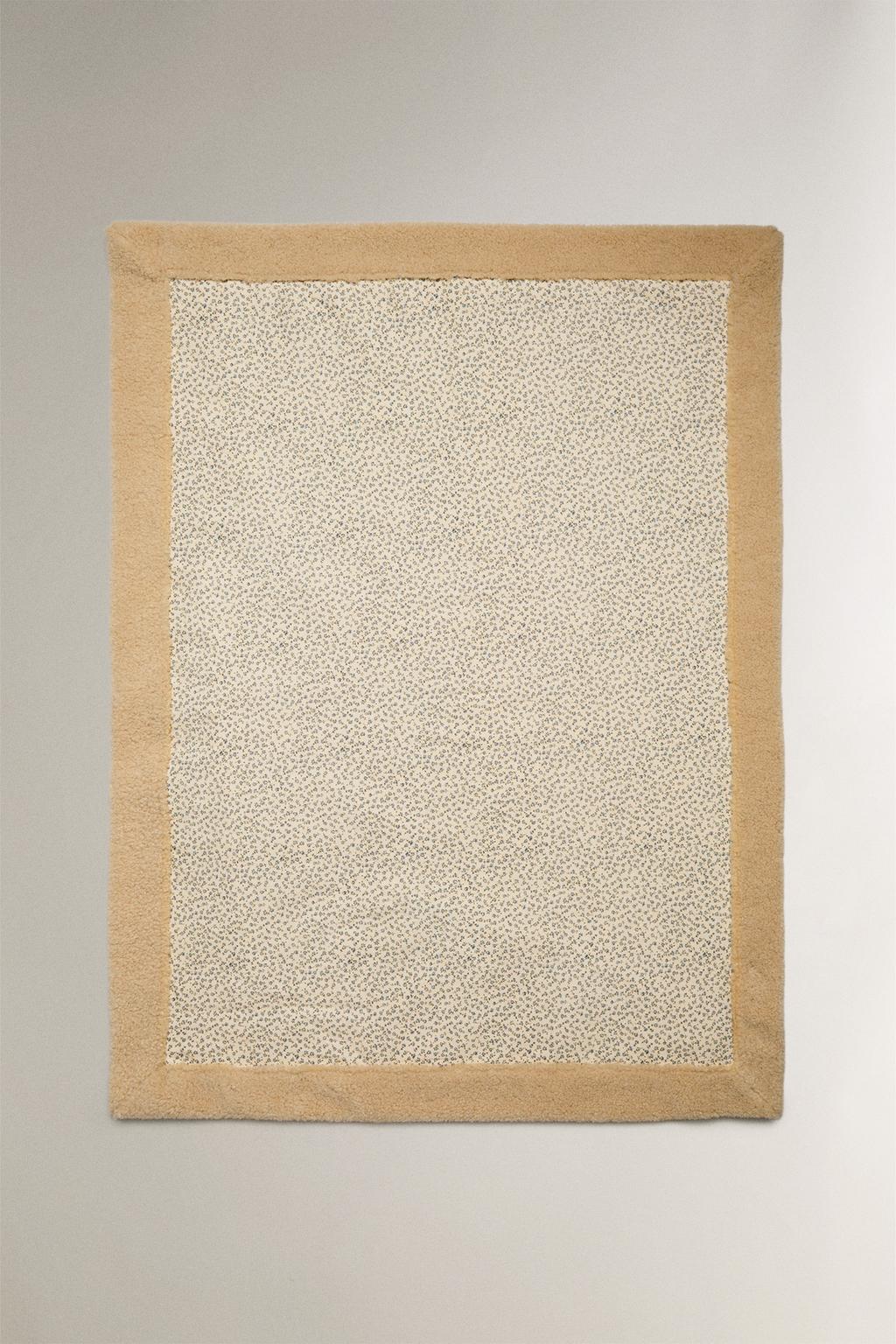 Плед для домашних животных с цветочным узором