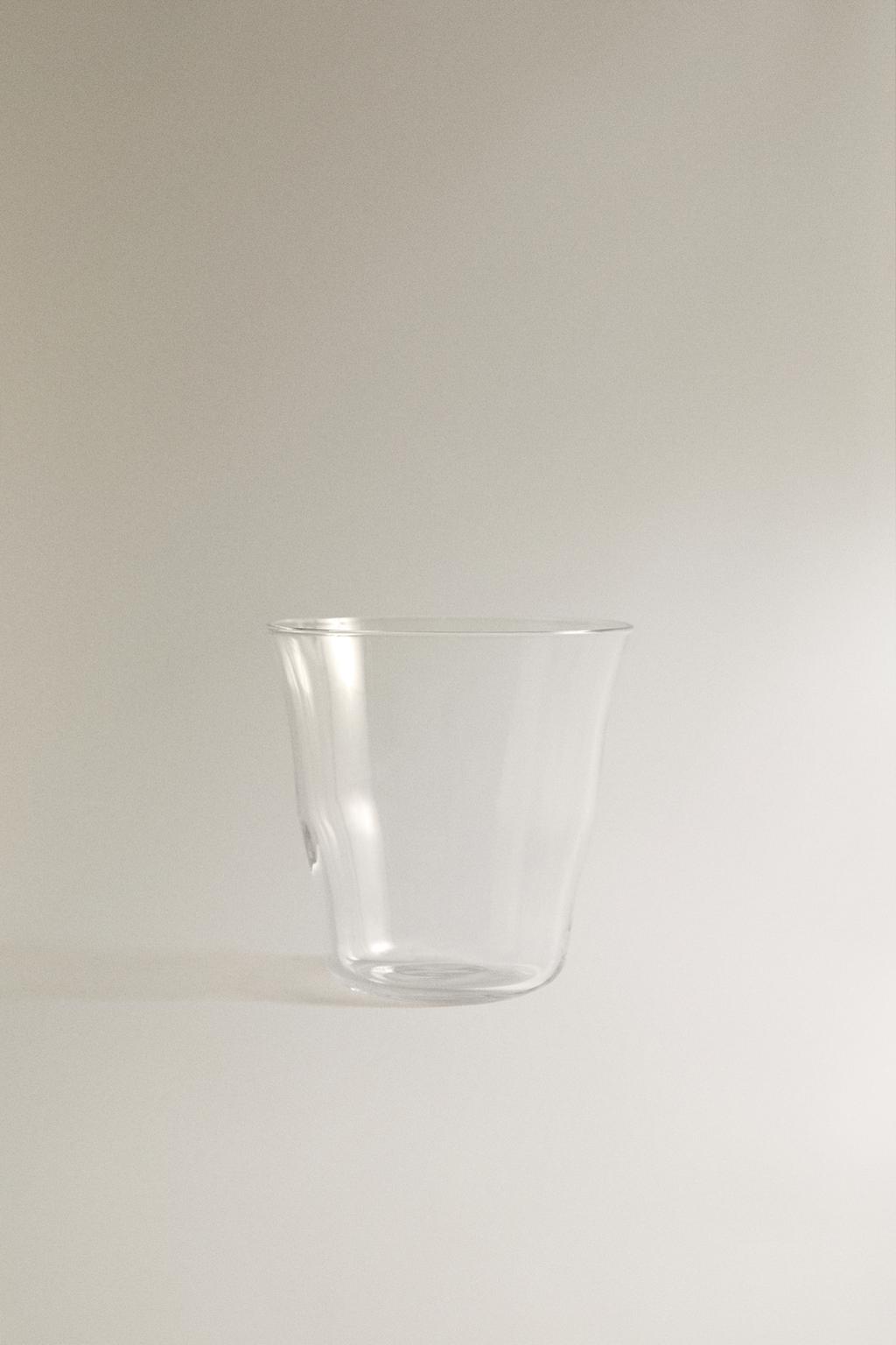 Стакан из стекла маленький