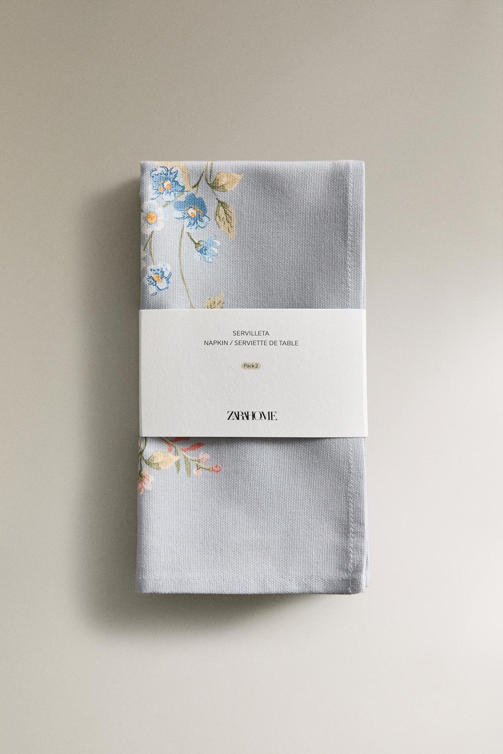 Набор маленьких салфеток с цветочным принтом (набор из 2 шт.)