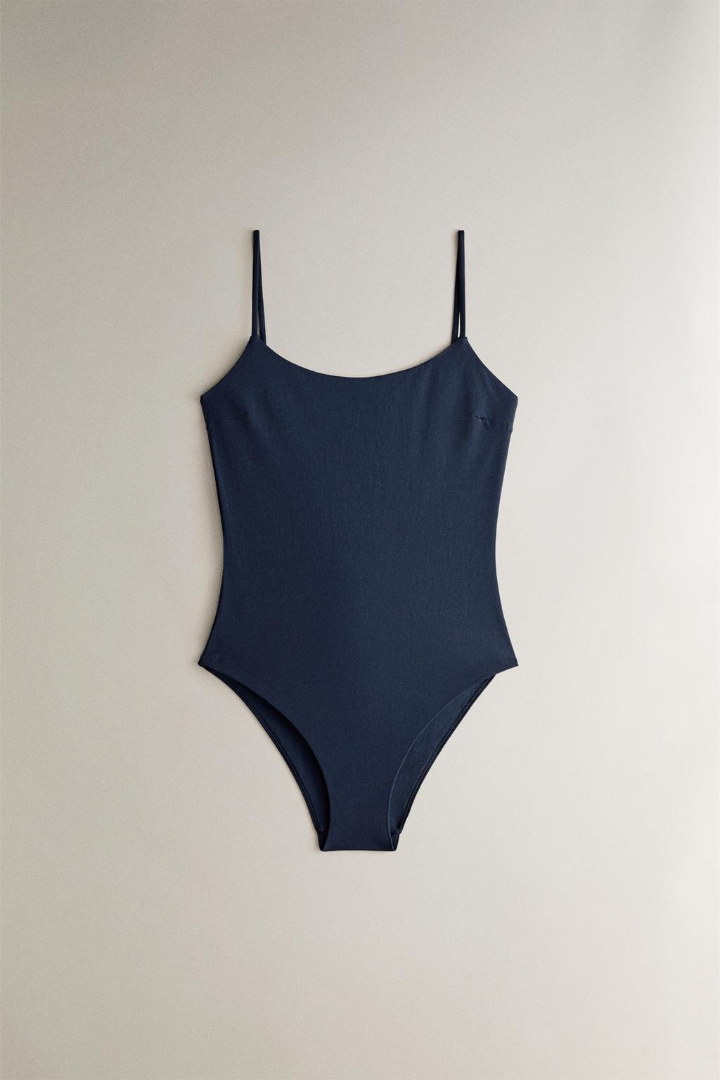 Пляжный купальник с тонкими бретелями