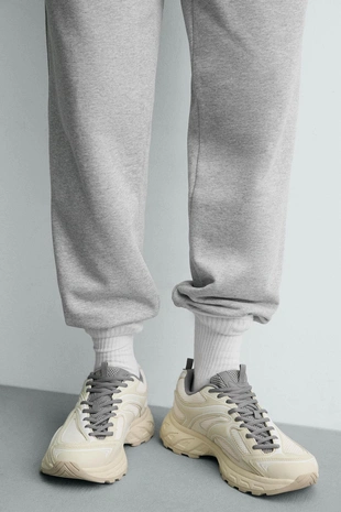 Кроссовки на объемной подошве- Заказать в России