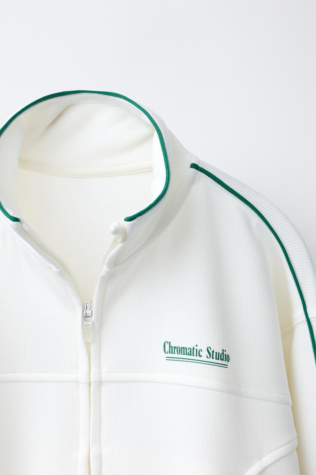 ТОЛСТОВКА С КОНТРАСТНОЙ ОТДЕЛКОЙ В РУБЧИК И МОЛНИЕЙ