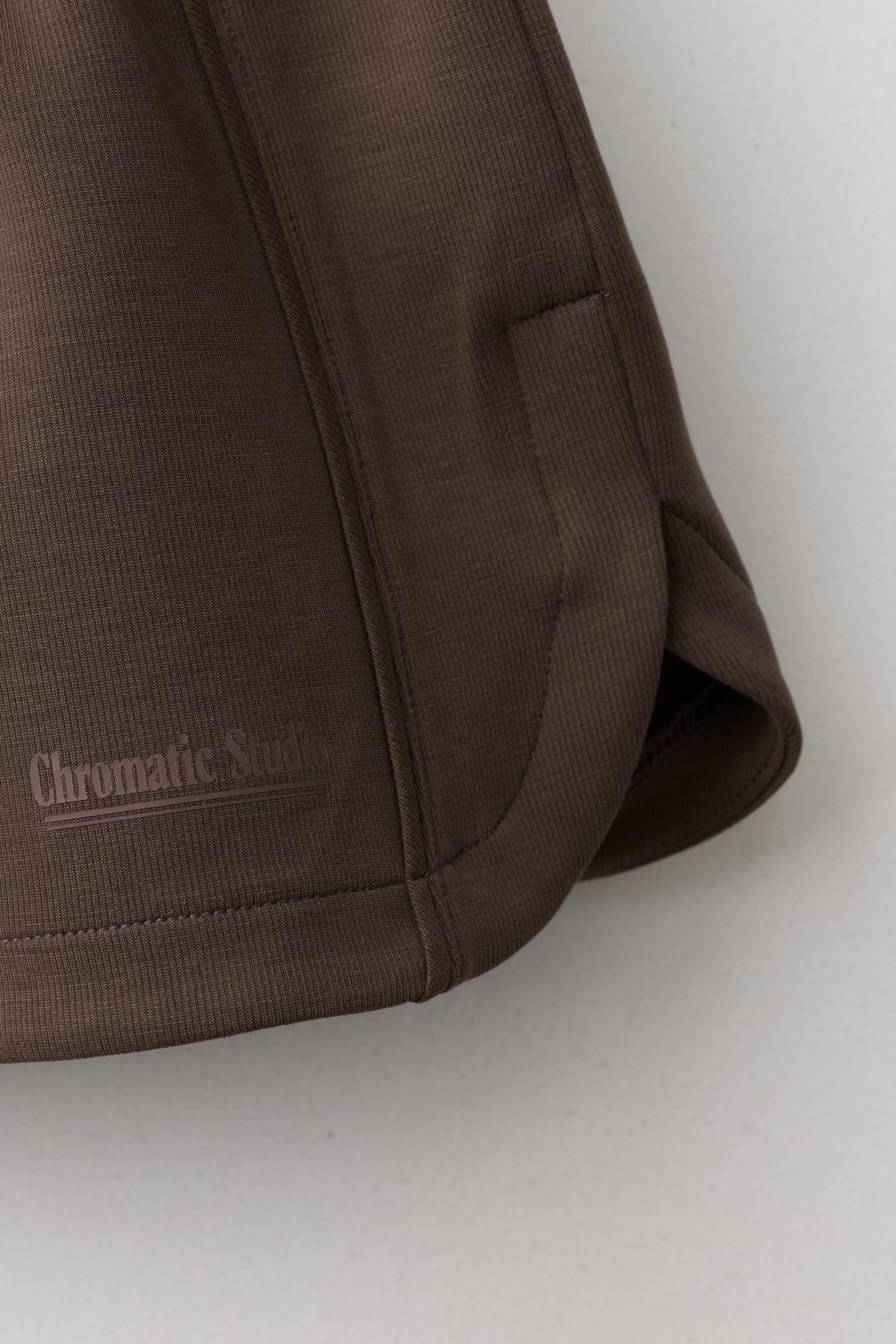 ШОРТЫ С НАДПИСЬЮ И МОДАЛОМ