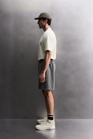 Джоггеры-шорты с эффектом потертости Training- Заказать в России