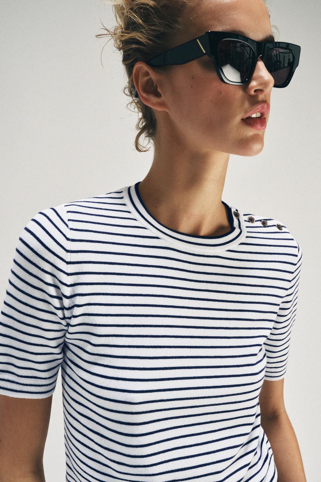 ДЖЕРСИ В ПОЛОСКУ С КОРОТКИМ РУКАВОМ