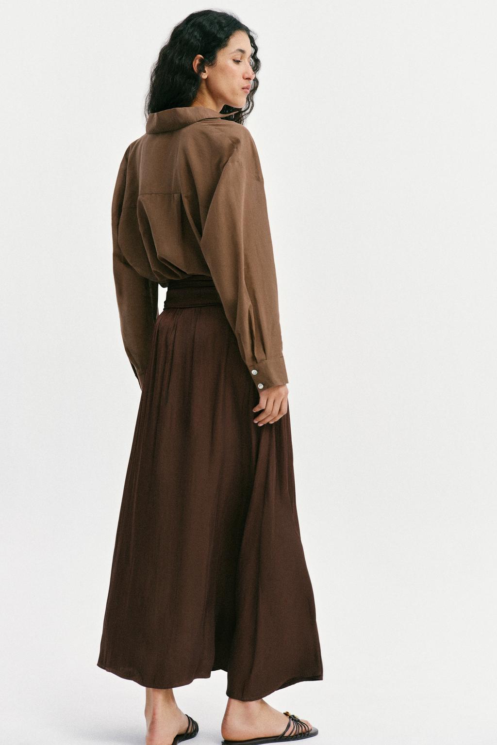 АТЛАСНАЯ ЮБКА МИДИ