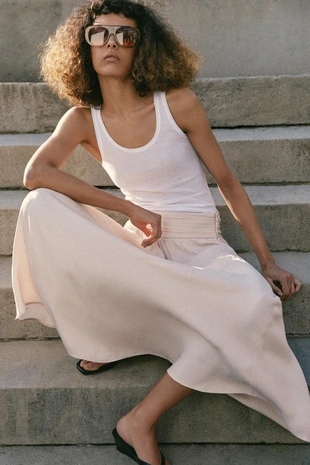 Атласная юбка миди