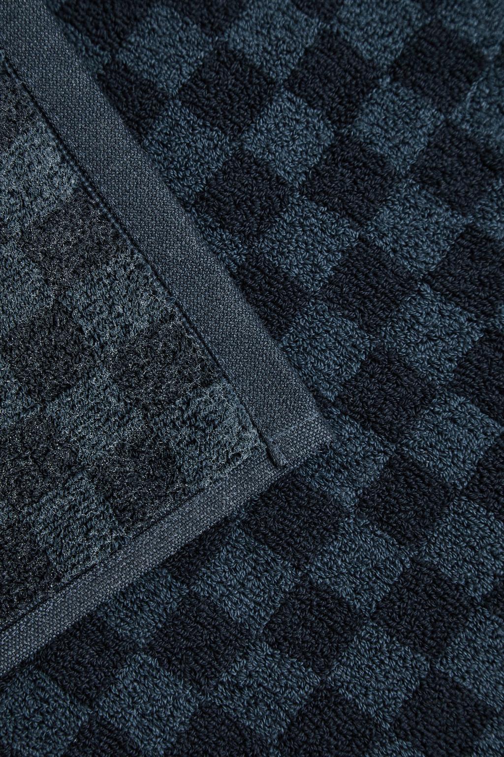 Коврик для ванны в клетку