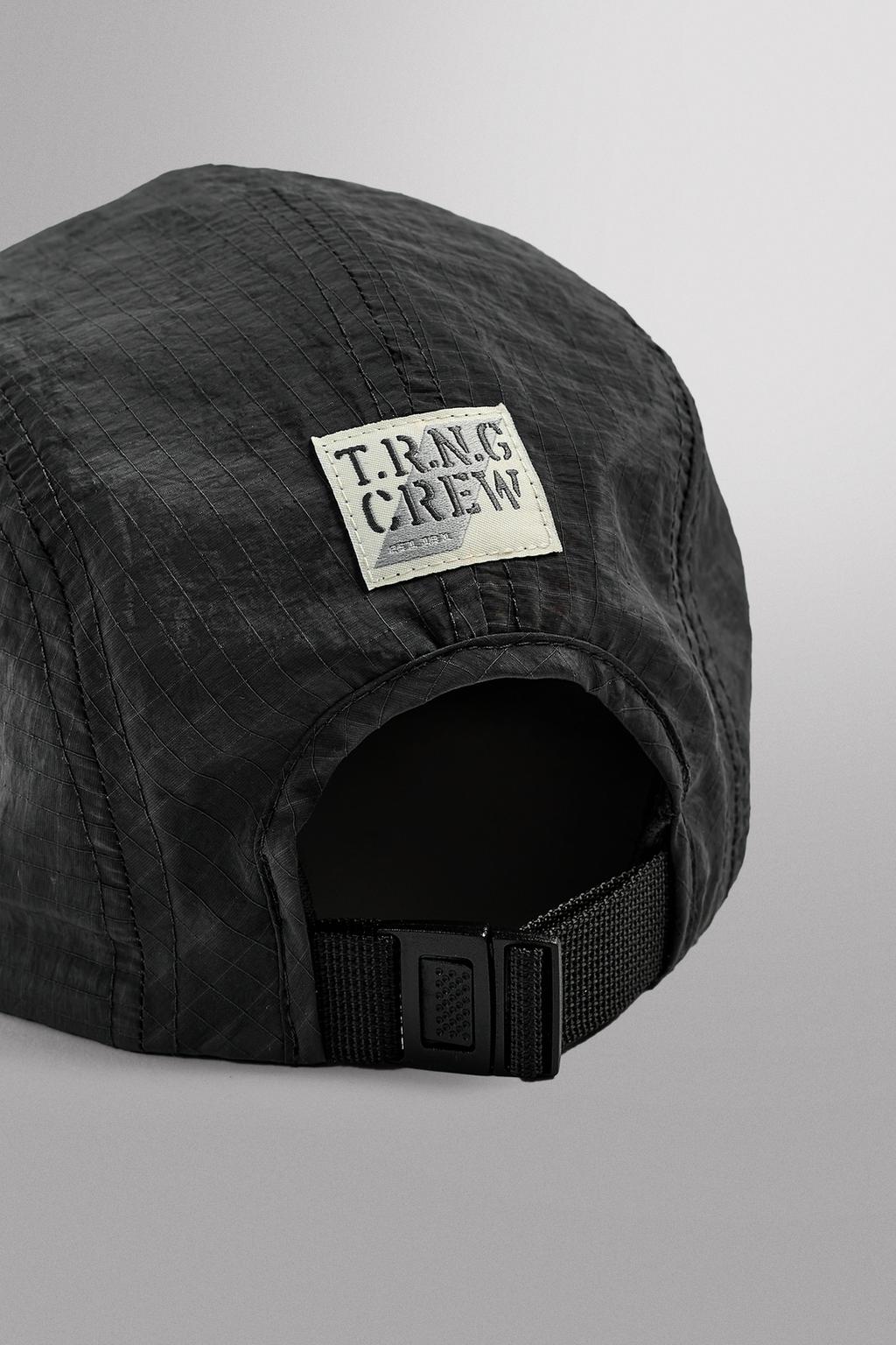 КЕПКА ИЗ ТЕХНИЧЕСКОЙ ТКАНИ