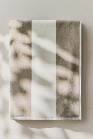 Полосатое пляжное полотенце- Заказать в России