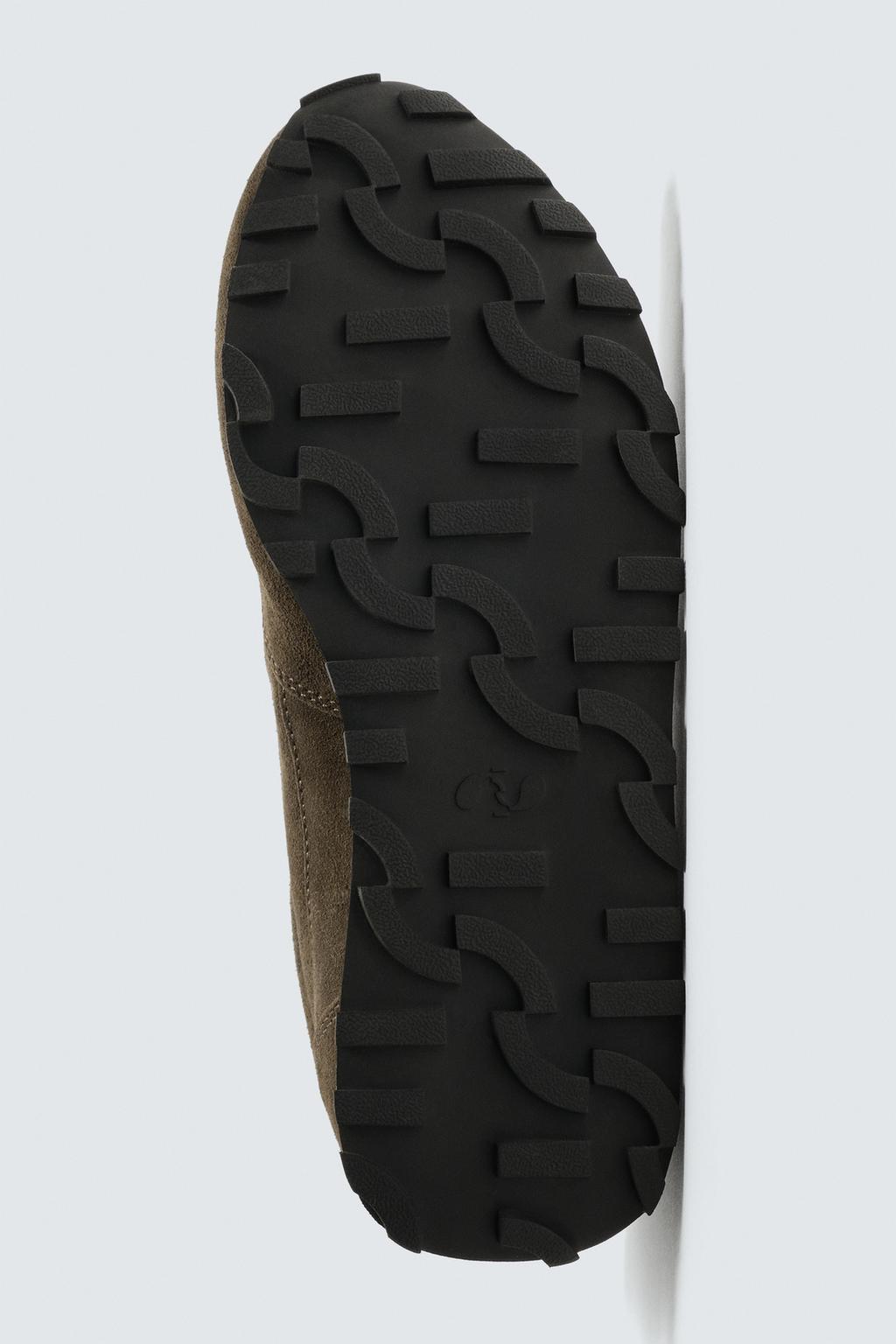 КОЖАНЫЕ КРОССОВКИ