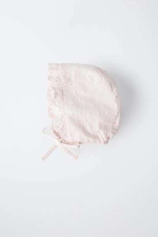 Чепчик с воланами из сетчатой ткани- Заказать в России