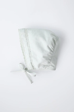 Чепчик с кружевом- Заказать в России