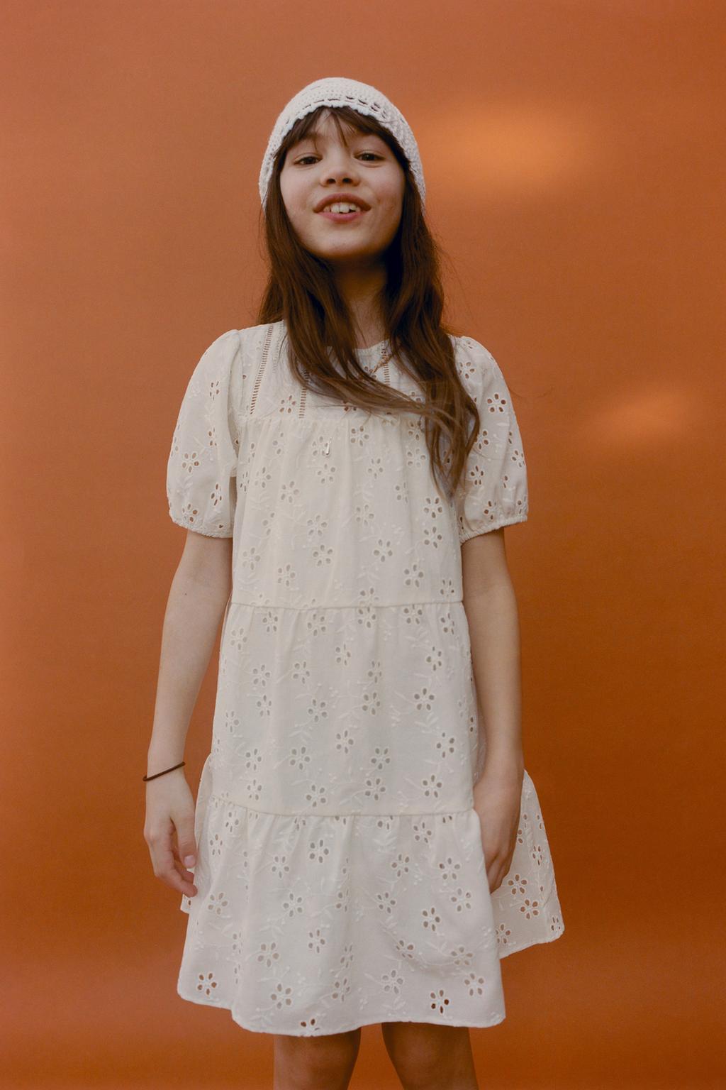 ВЫШИТОЕ ПЛАТЬЕ