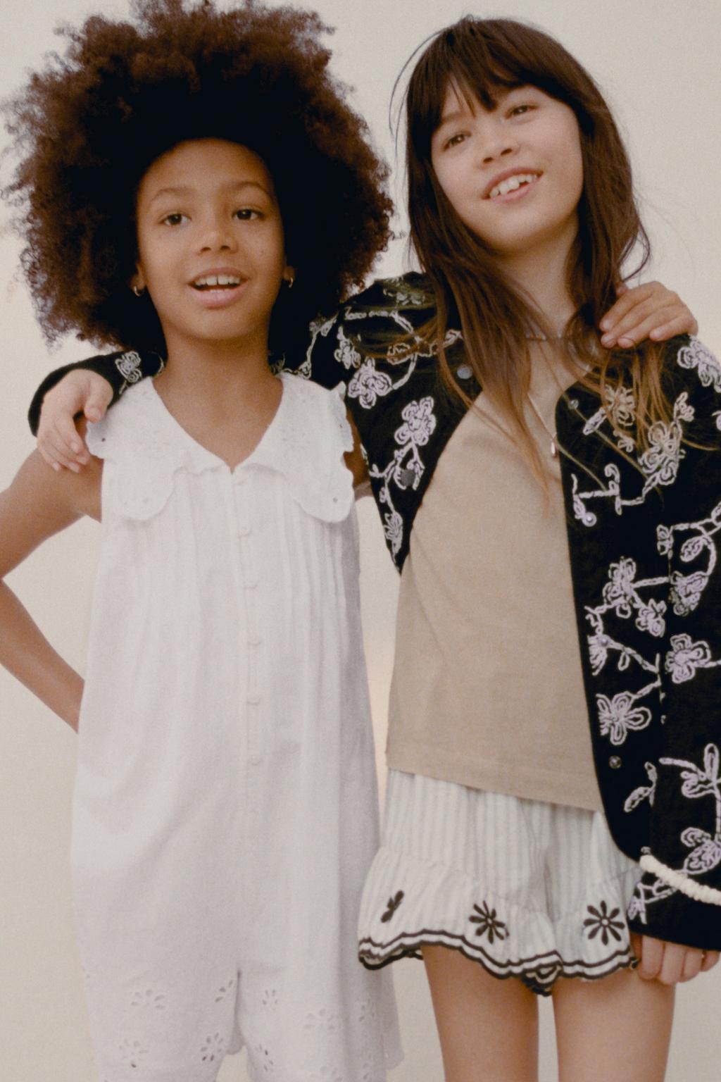 ВЫШИТЫЕ БЕРМУДЫ В ПОЛОСКУ