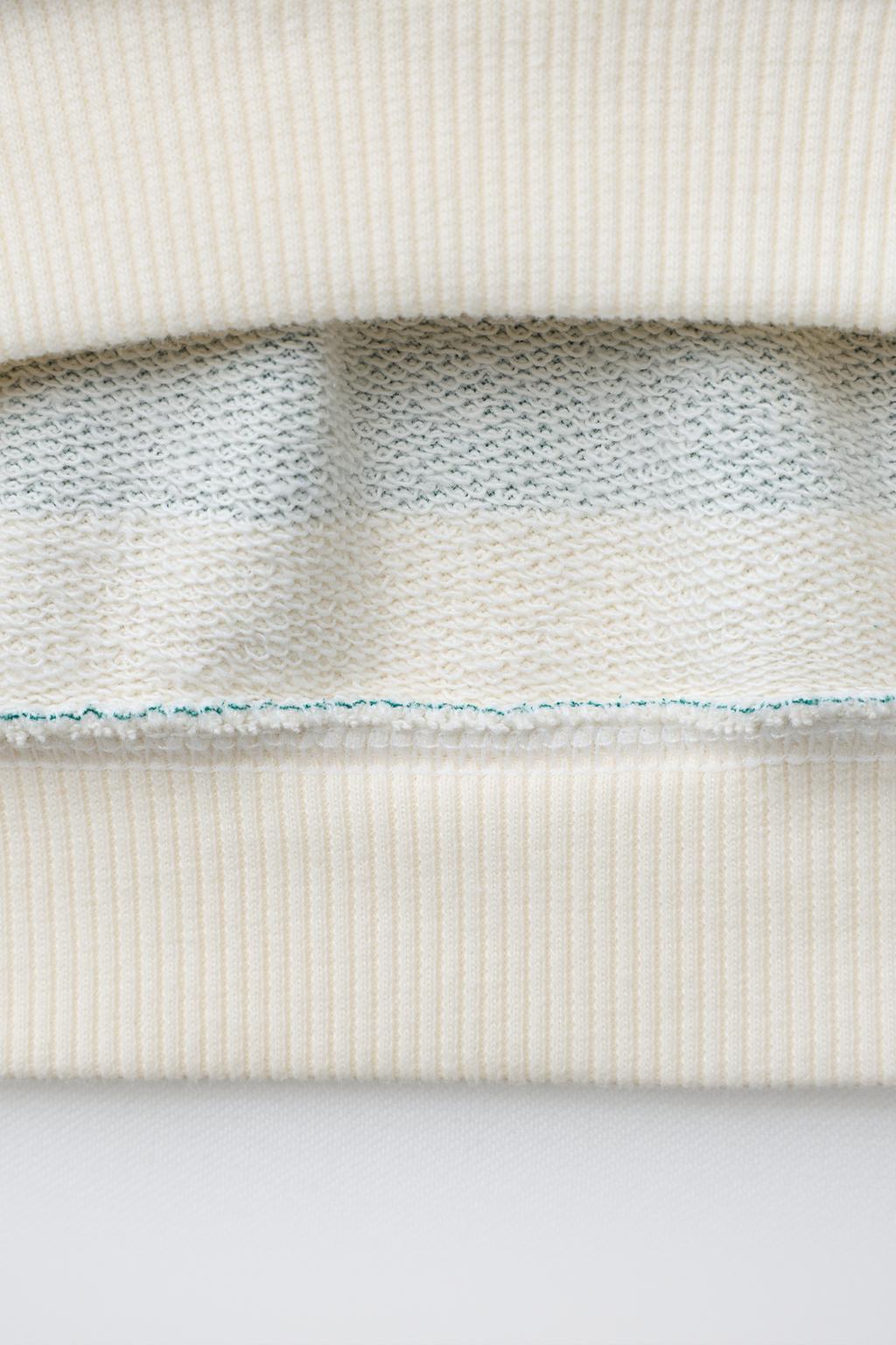 ТОЛСТОВКА В ПОЛОСКУ