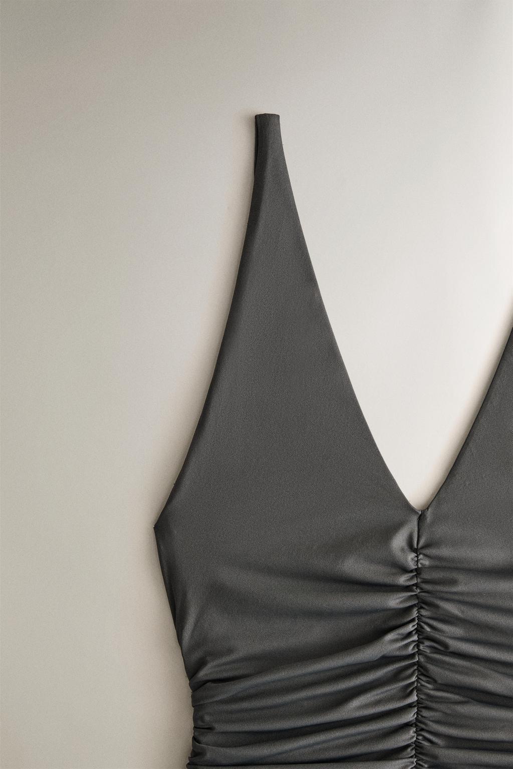 Купальник для пляжа сборкой