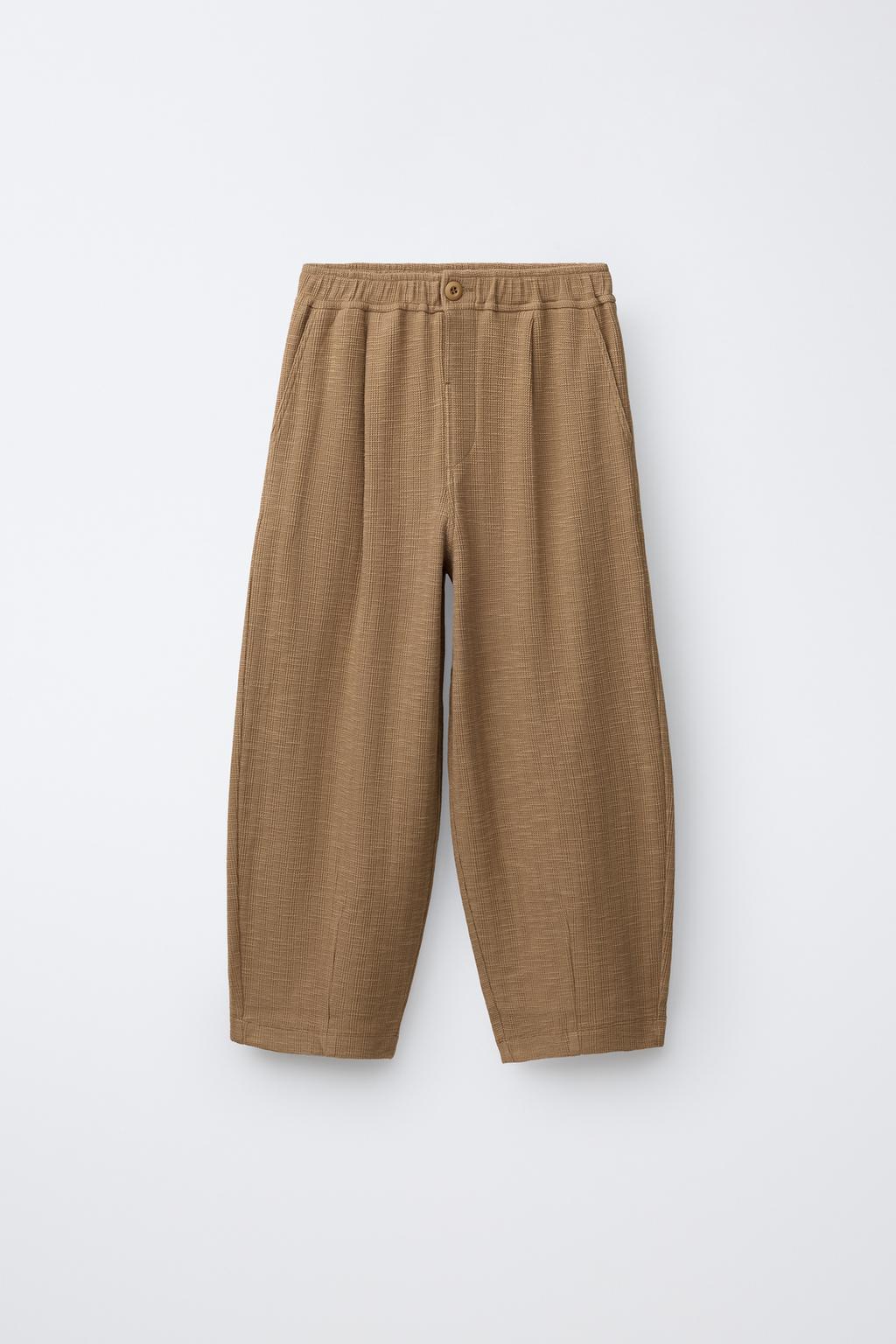 БРЮКИ ИЗ РЕЛЬЕФНОЙ ТКАНИ