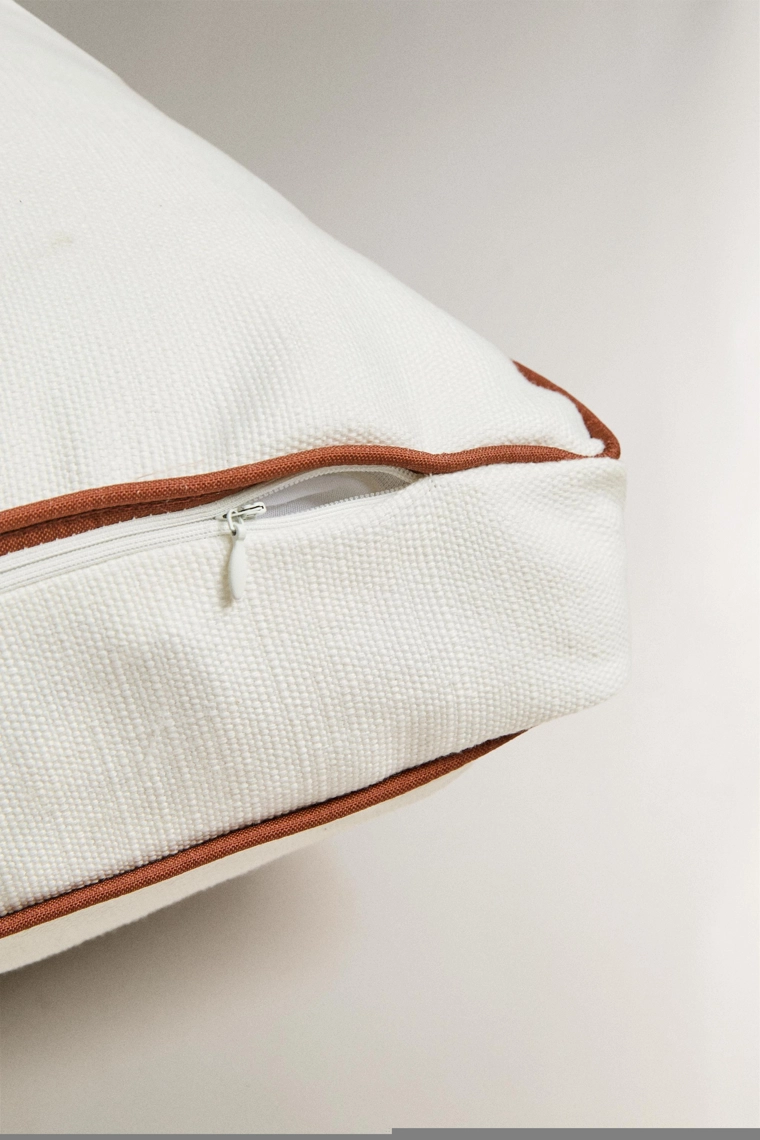 Подушка для скамейки с обивкой и кантом