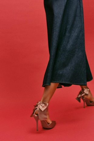 Атласные туфли с бантом- Заказать в России