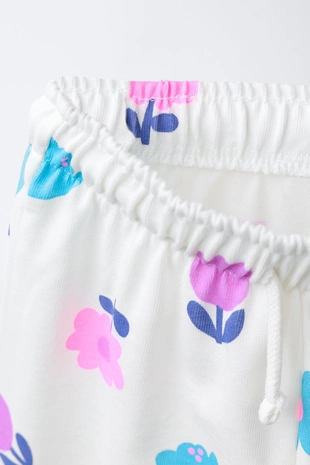 Комплект из футболки и брюк-джоггеров с принтом- Заказать в России