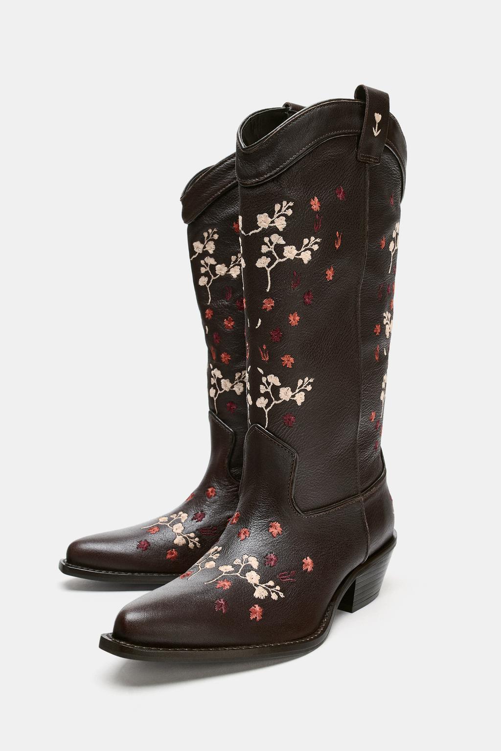 КОЖАНЫЕ САПОГИ В КОВБОЙСКОМ СТИЛЕ С ВЫШИВКОЙ