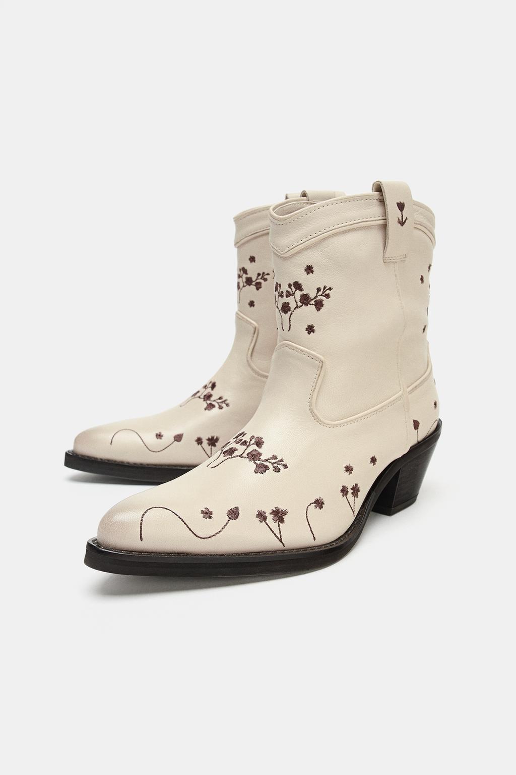 КОЖАНЫЕ БОТИЛЬОНЫ В КОВБОЙСКОМ СТИЛЕ С ВЫШИВКОЙ