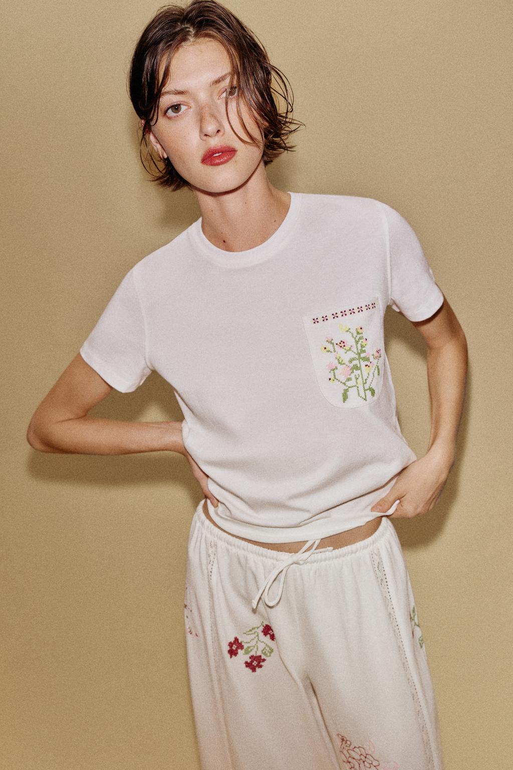 ФУТБОЛКА С ВЫШИВКОЙ И КАРМАНАМИ