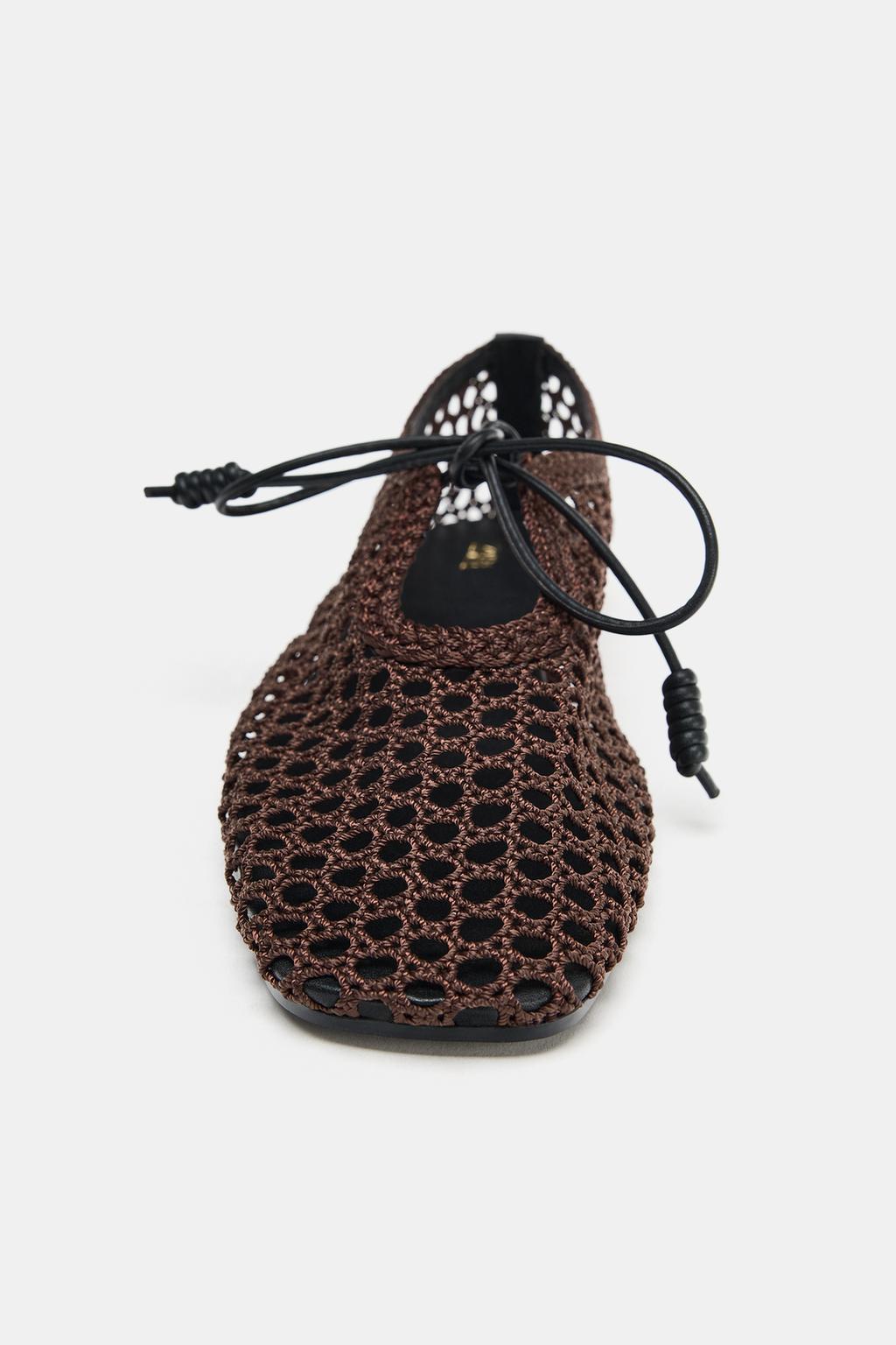 БАЛЕТКИ С БАНТОМ И ПЕРФОРАЦИЕЙ