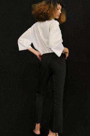 Рубашка струящаяся, цветы с рельефом- Заказать в России