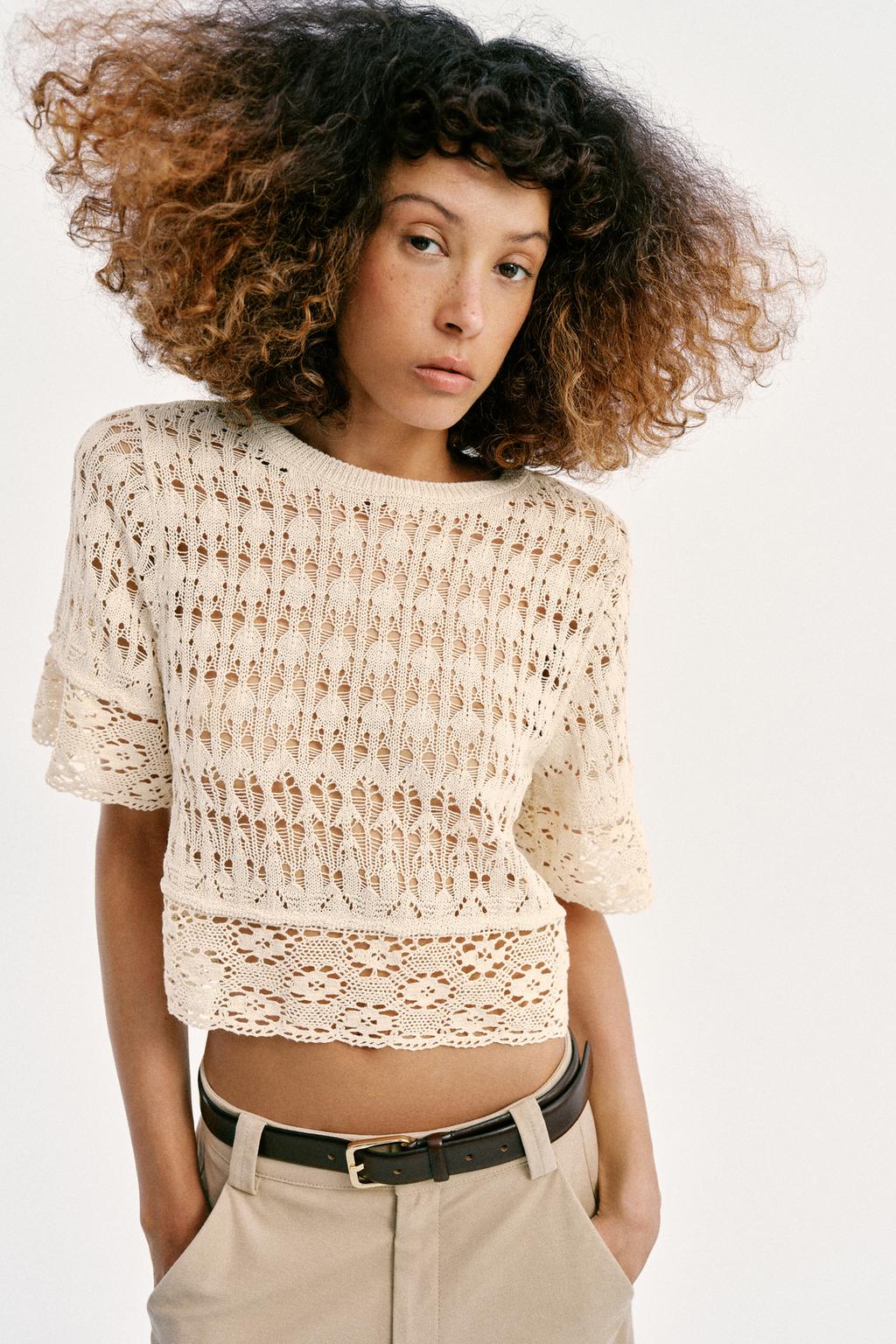 ТРИКОТАЖНЫЙ ТОП С ПЕРФОРАЦИЕЙ