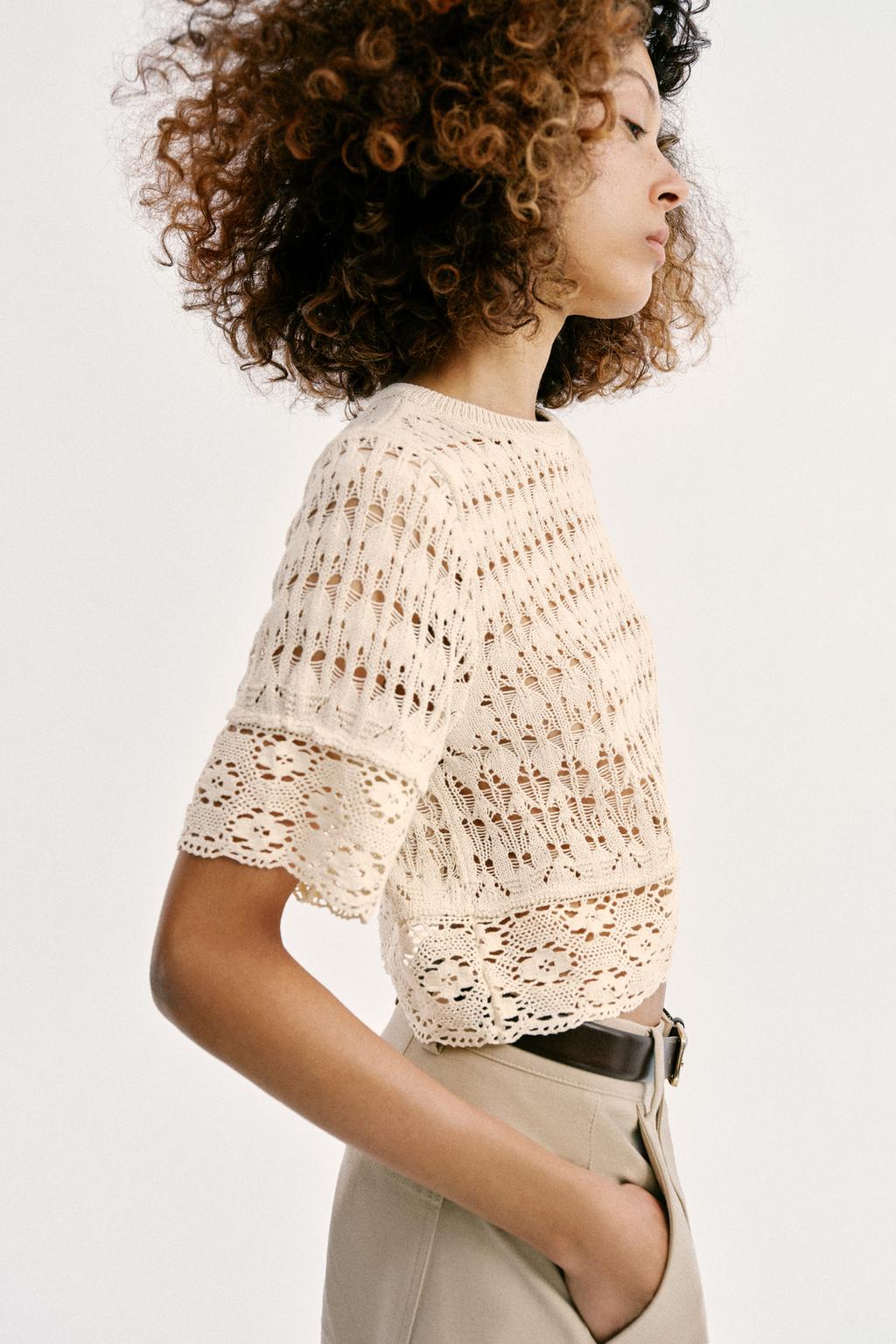 ТРИКОТАЖНЫЙ ТОП С ПЕРФОРАЦИЕЙ