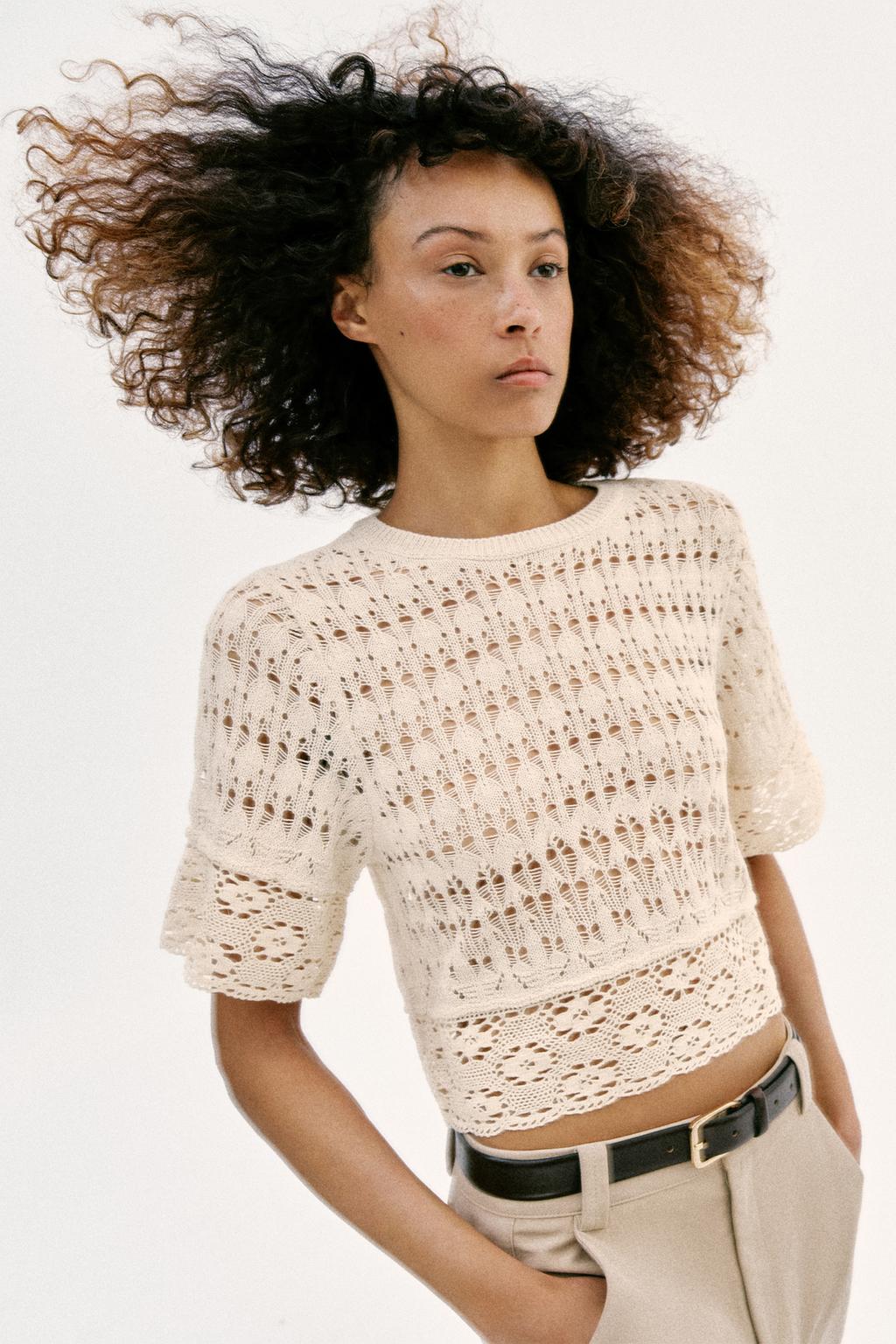 ТРИКОТАЖНЫЙ ТОП С ПЕРФОРАЦИЕЙ