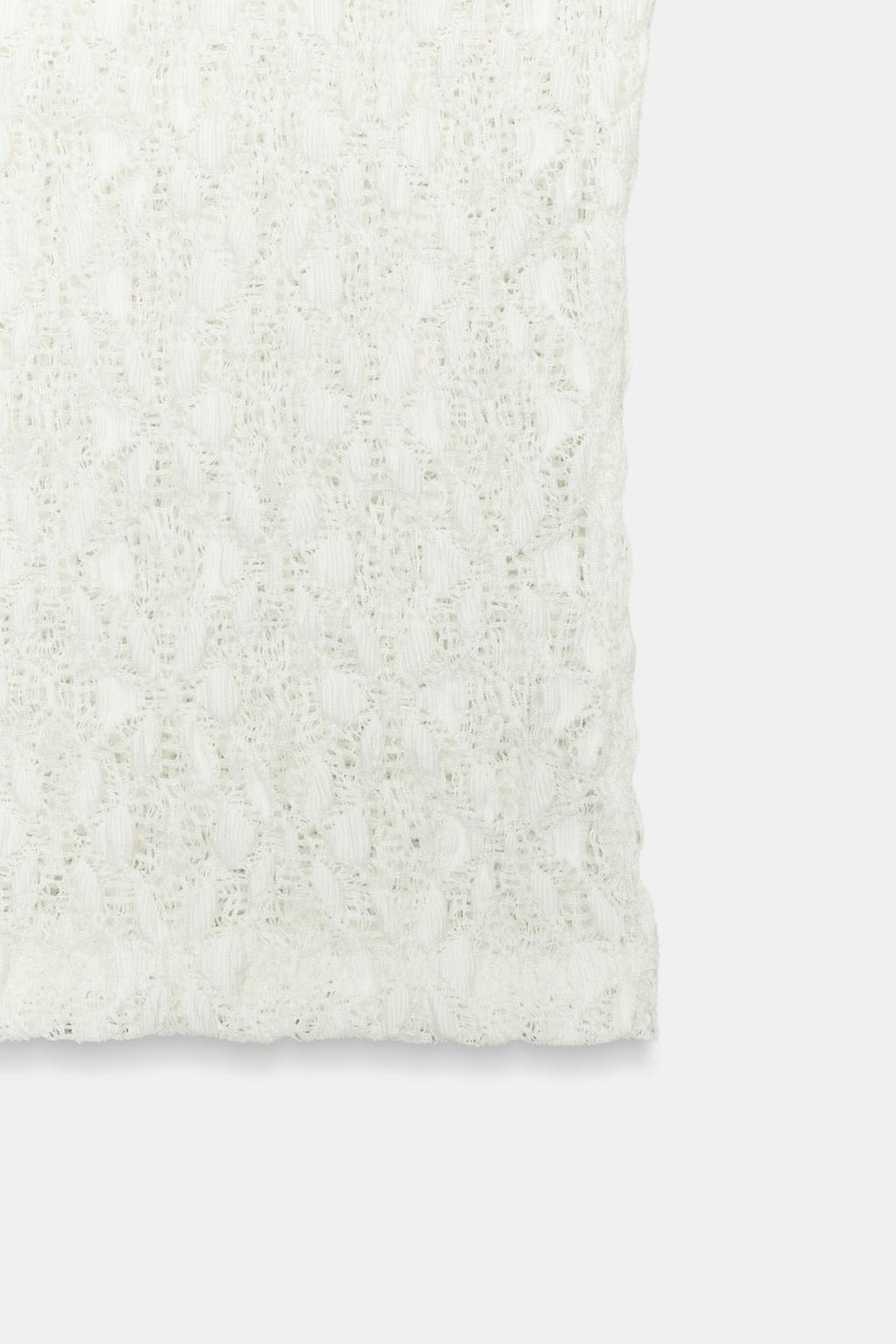 КРУЖЕВНОЙ ТОП С ВЫРЕЗОМ «ЛОДОЧКА»