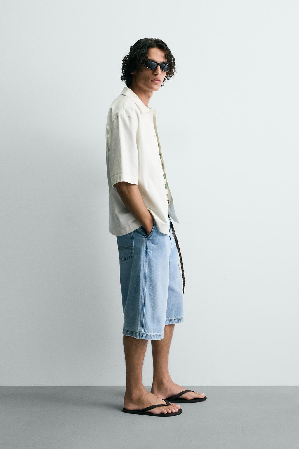 РУБАШКА С КОНТРАСТНЫМ ПРИНТОМ И ЭФФЕКТОМ ПОТЕРТОСТИ