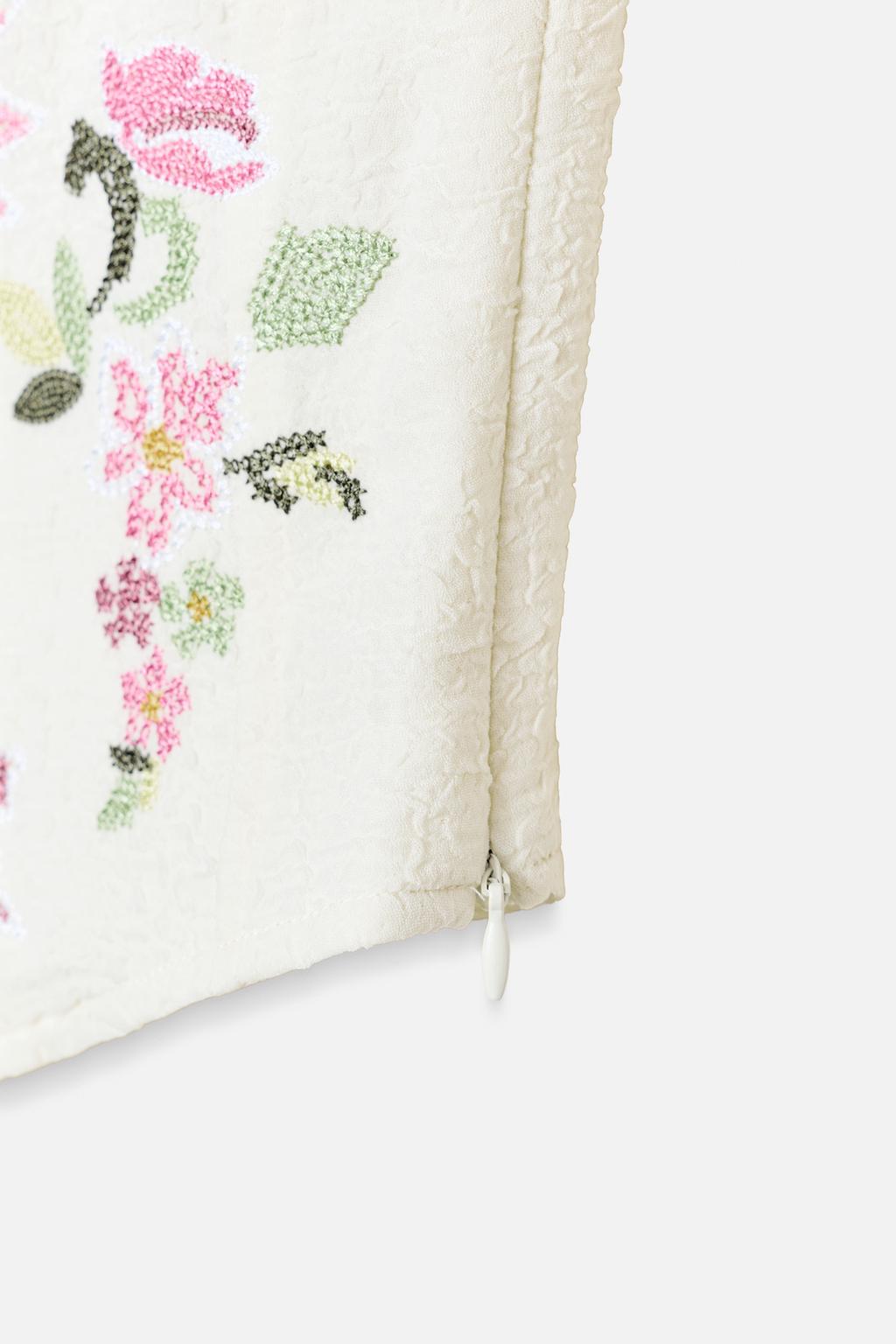 ТОП В БЕЛЬЕВОМ СТИЛЕ С ВЫШИВКОЙ