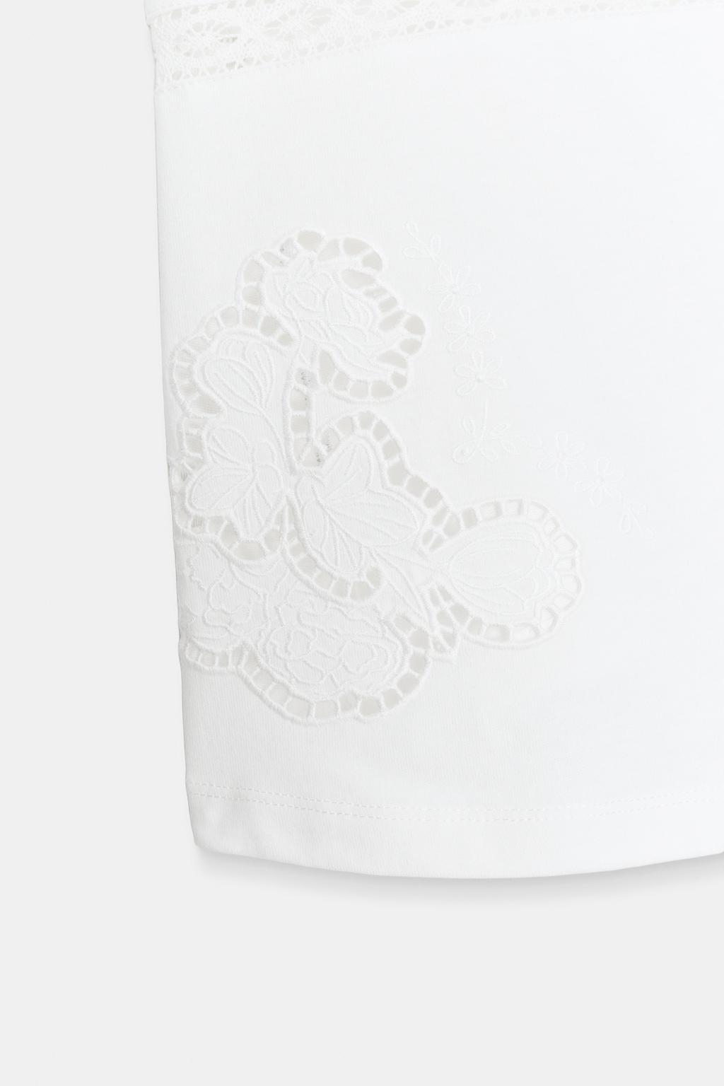 ТОП С ВЫШИВКОЙ