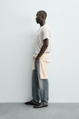 Футболка из хлопка и льна